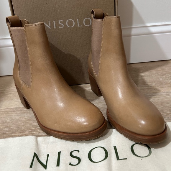 Nisolo Shoes - Nisolo Ana Go-To Heeled Chelsea Boot Almond Tan Women's Size 8.5 NIB Western
